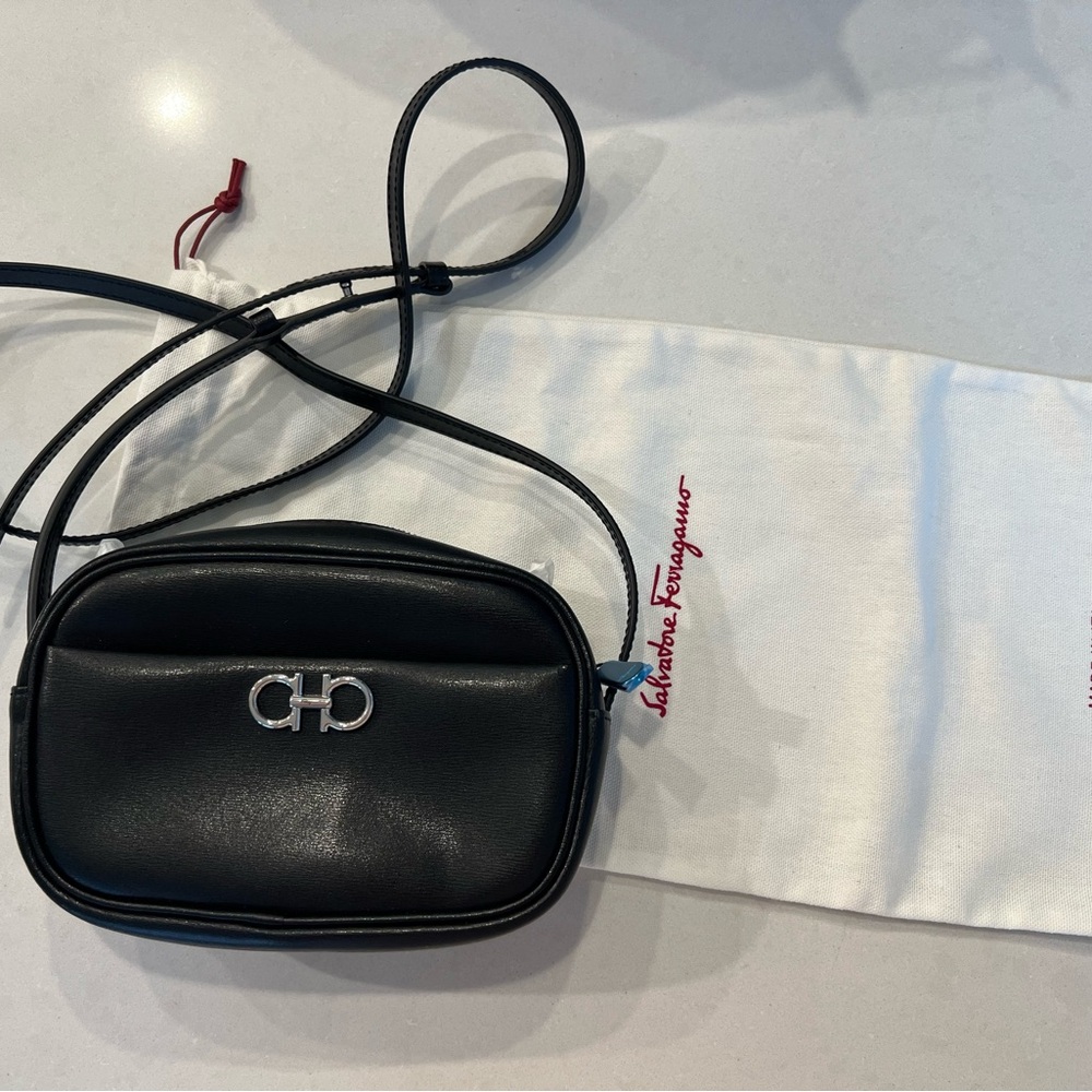 Salvatore Ferragamo Black Leather Gancini Crossbody Bag